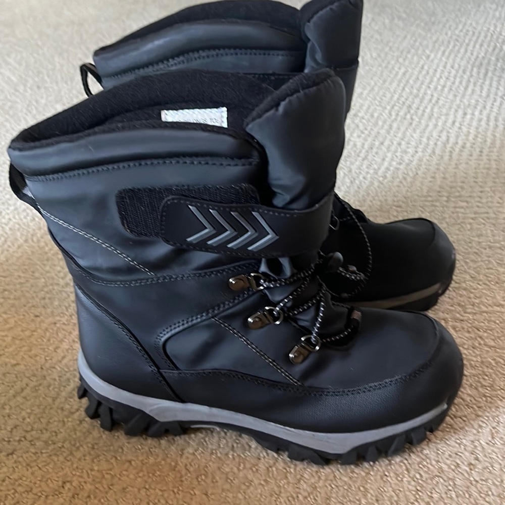 Comfortable Ski boots